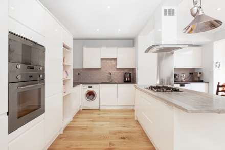 Dukes Avenue, New Malden, Image 3