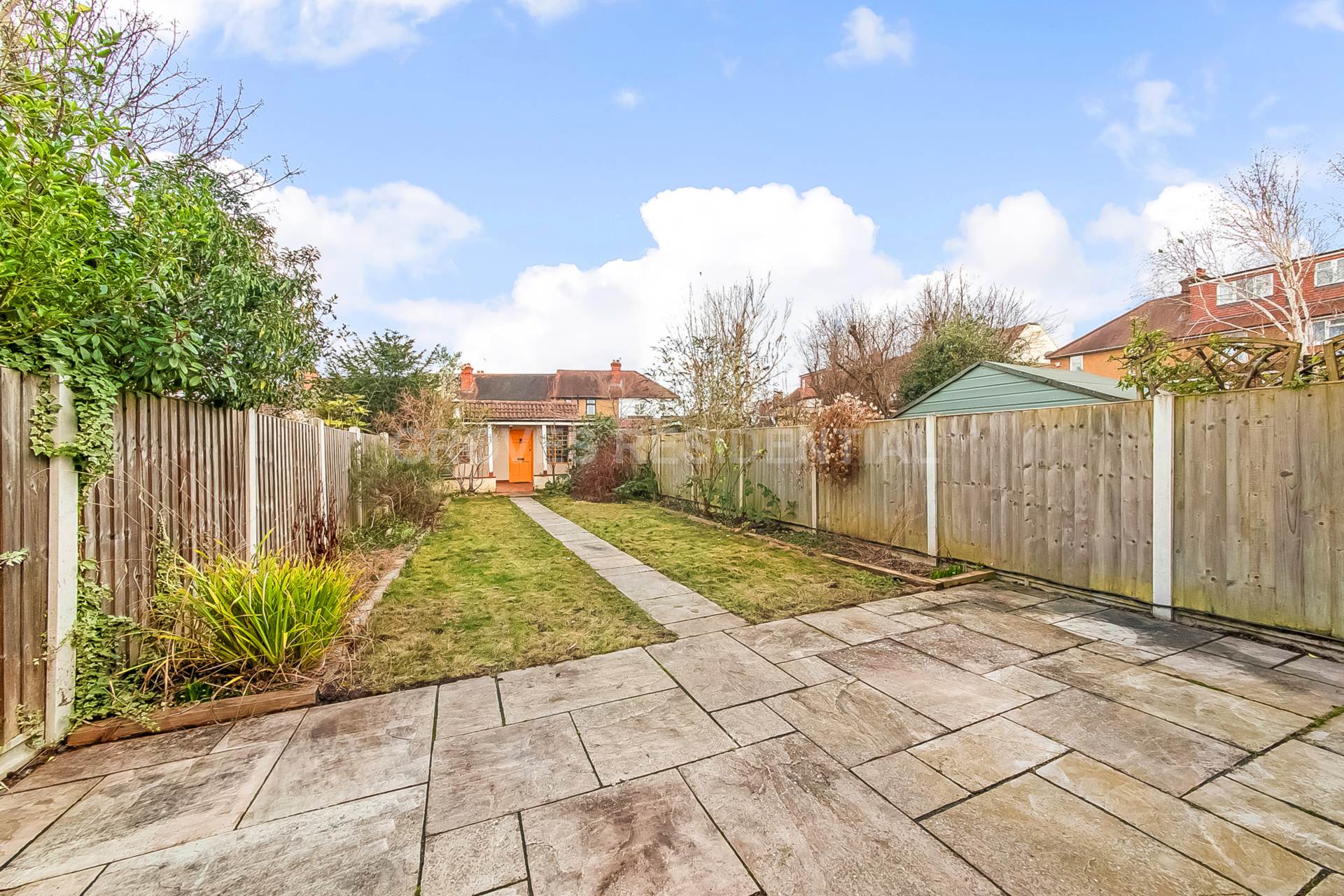 Myrtle Grove, New Malden, Image 14