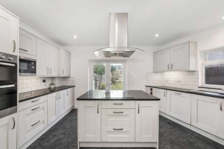 Myrtle Grove, New Malden, Image 3