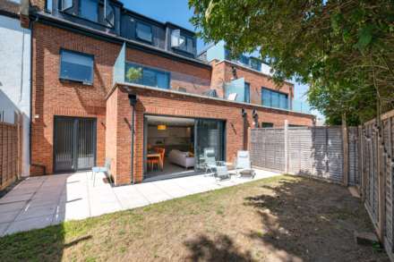 Property For Rent Grand Drive, London