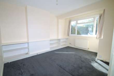 Cromwell Avenue, New Malden, Image 2