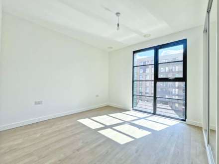 Sterling Place, Burlington Road, New Malden, Image 5