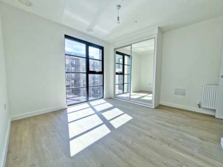 Sterling Place, Burlington Road, New Malden, Image 8