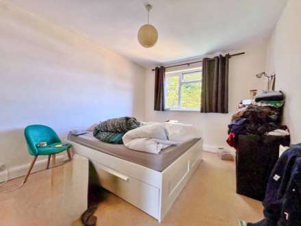Deer Park Close, Kingston Upon Thames, Image 7