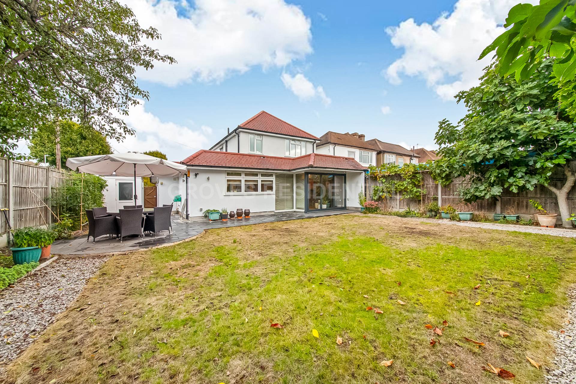 Van Dyck Avenue, New Malden, Image 10
