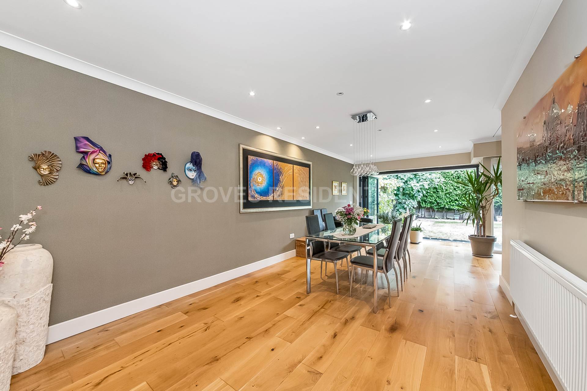 Van Dyck Avenue, New Malden, Image 4