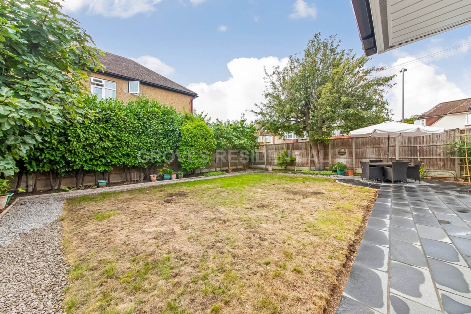 Van Dyck Avenue, New Malden, Image 9