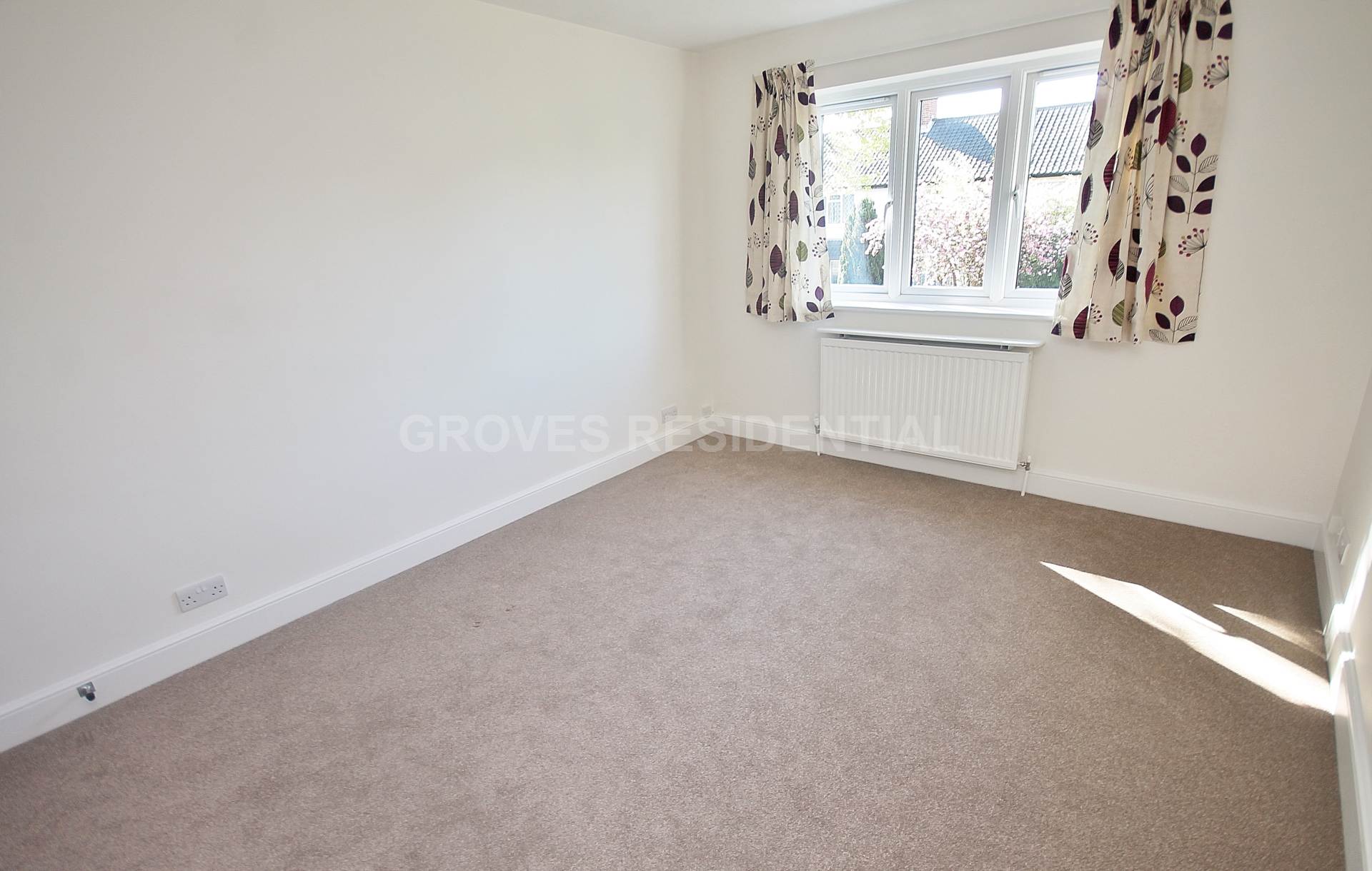 Chestnut Grove, New Malden, Image 3