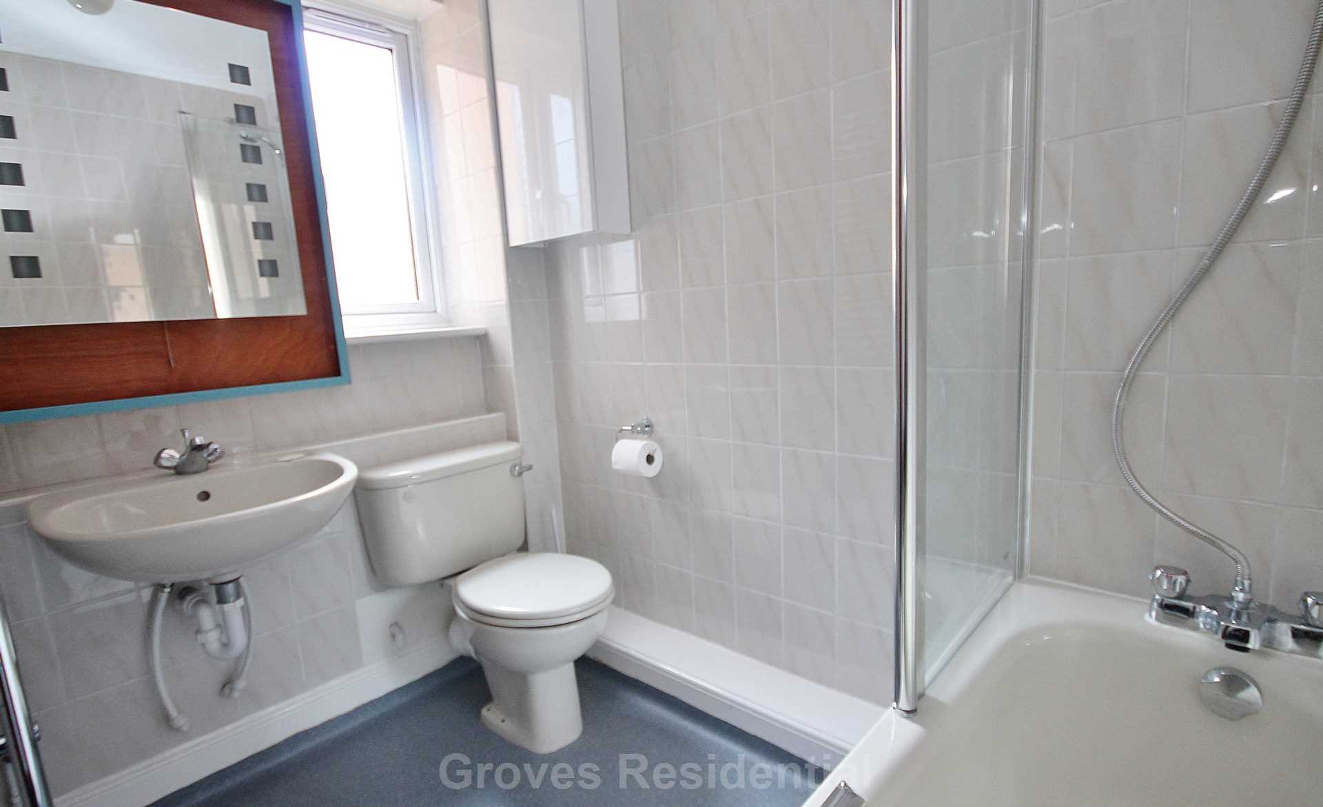 Chestnut Grove, New Malden, Image 7