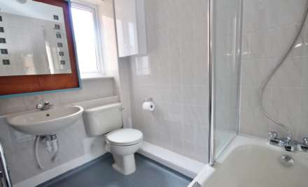 Chestnut Grove, New Malden, Image 7
