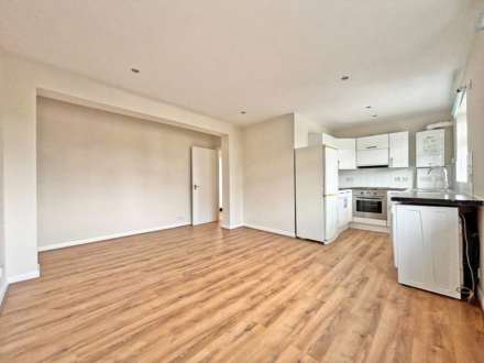 Property For Rent Elm Road, New Malden