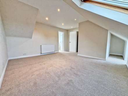 Elm Road, New Malden, Image 4