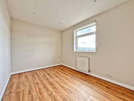 Elm Road, New Malden, Image 6