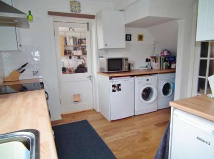 Barton Green, New Malden, Image 10