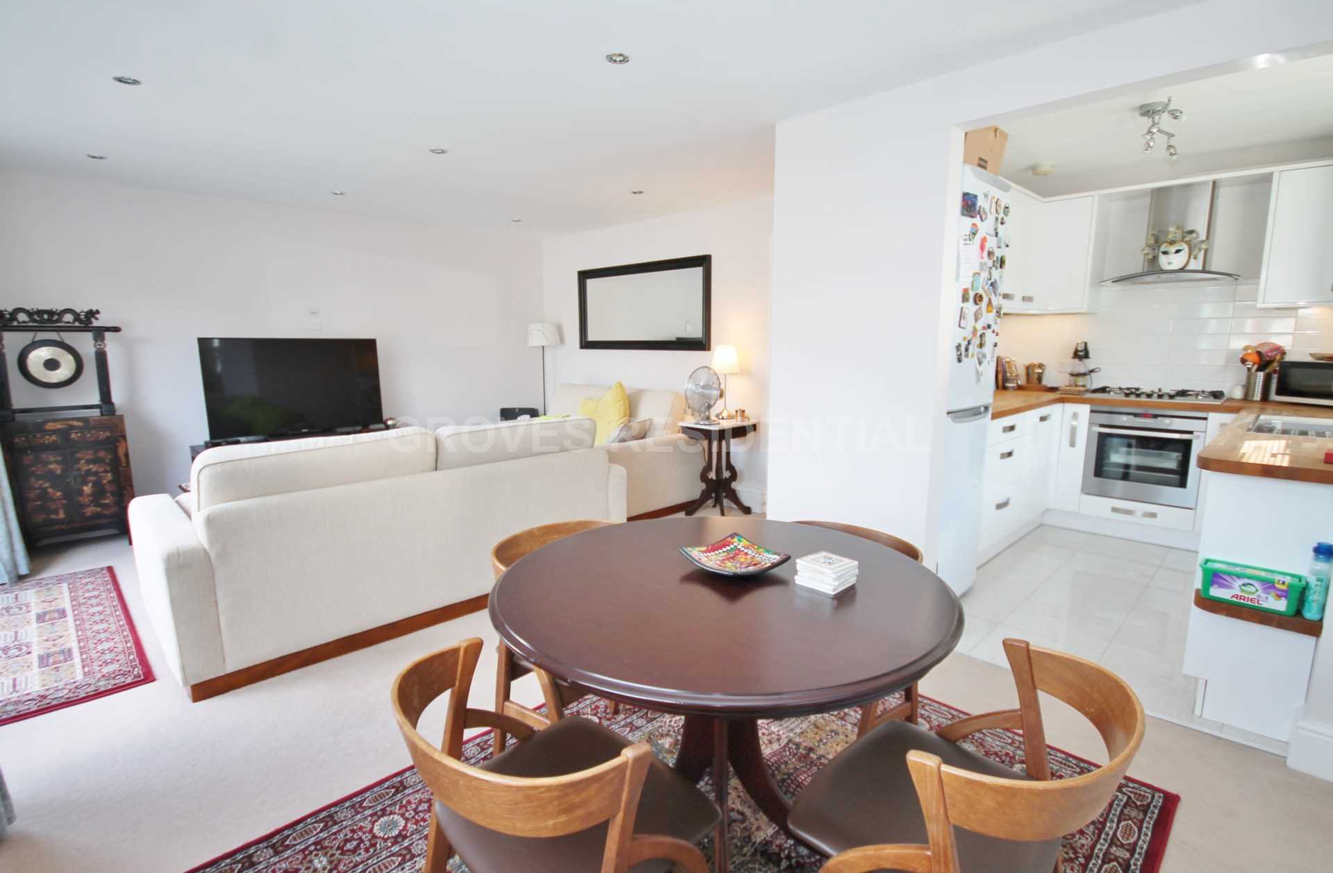 Chestnut Grove, New Malden, Image 4