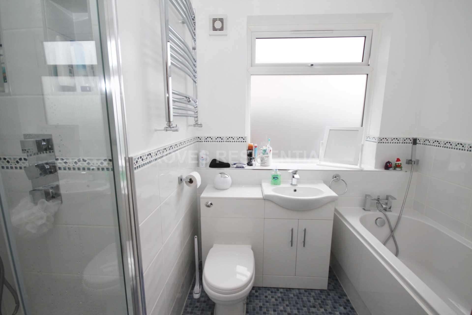 Chestnut Grove, New Malden, Image 6