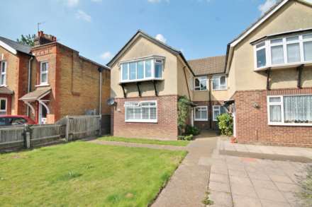 Property For Rent Chestnut Grove, New Malden