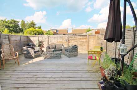 Chestnut Grove, New Malden, Image 9