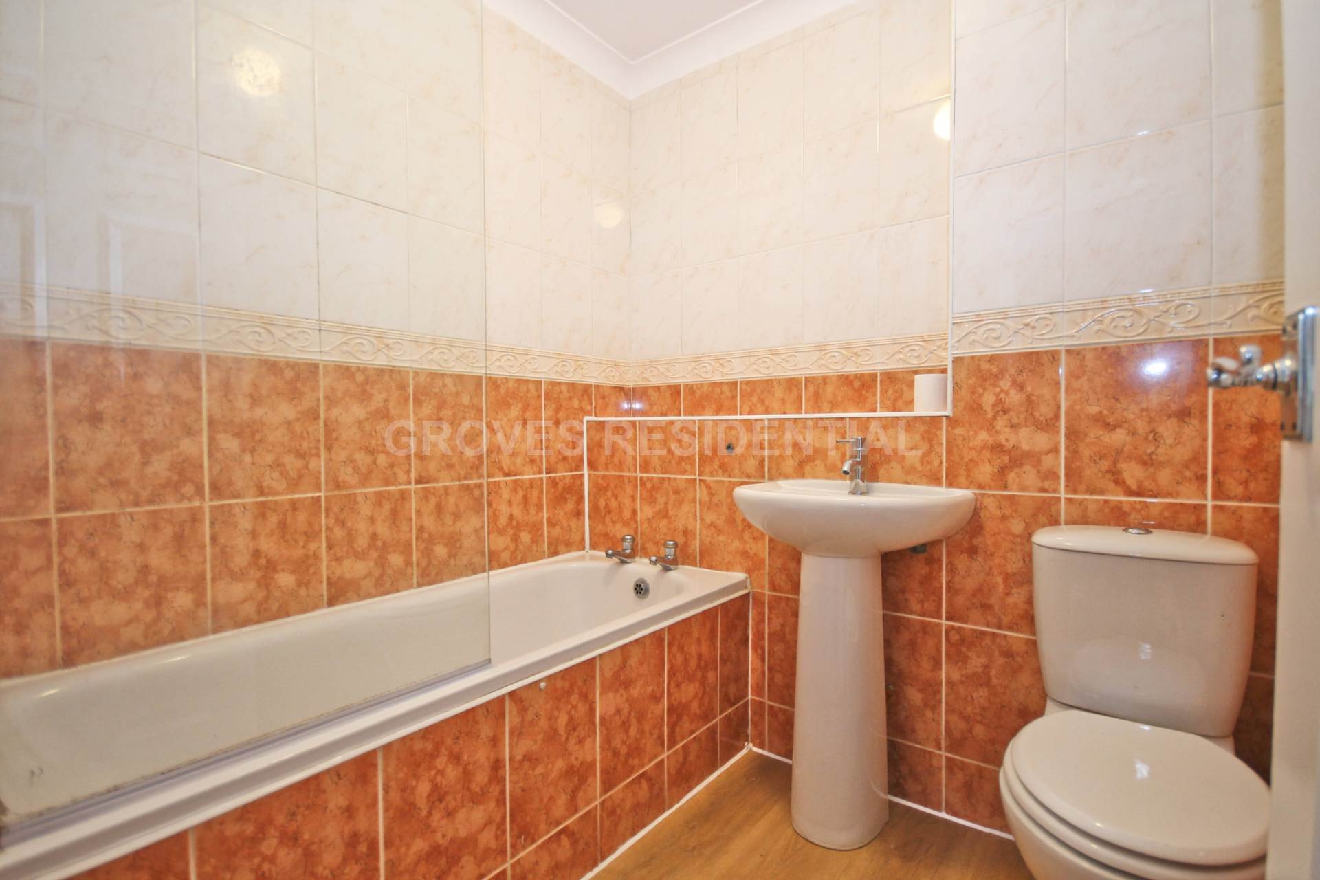 St Georges Court, Crawley RH10, Image 7