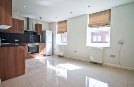 Property For Rent Coombe Road, New Malden