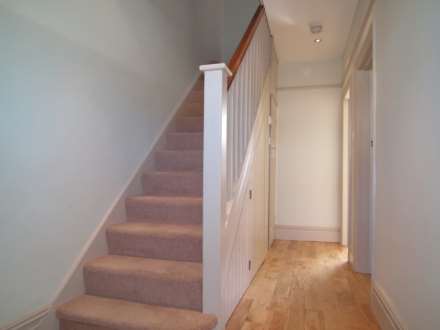 Melrose Gardens KT3, Image 2