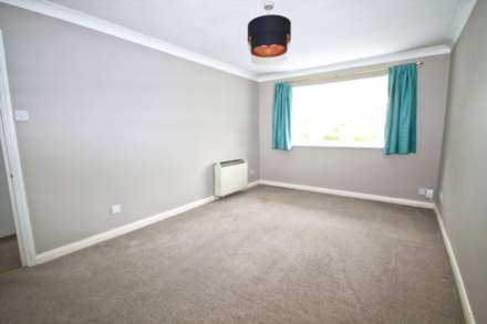 Dukes Avenue, New Malden, Image 3