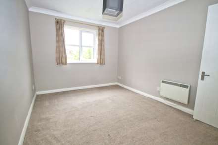Dukes Avenue, New Malden, Image 5