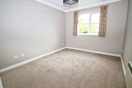 Dukes Avenue, New Malden, Image 6