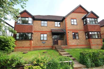 Dukes Avenue, New Malden, Image 8