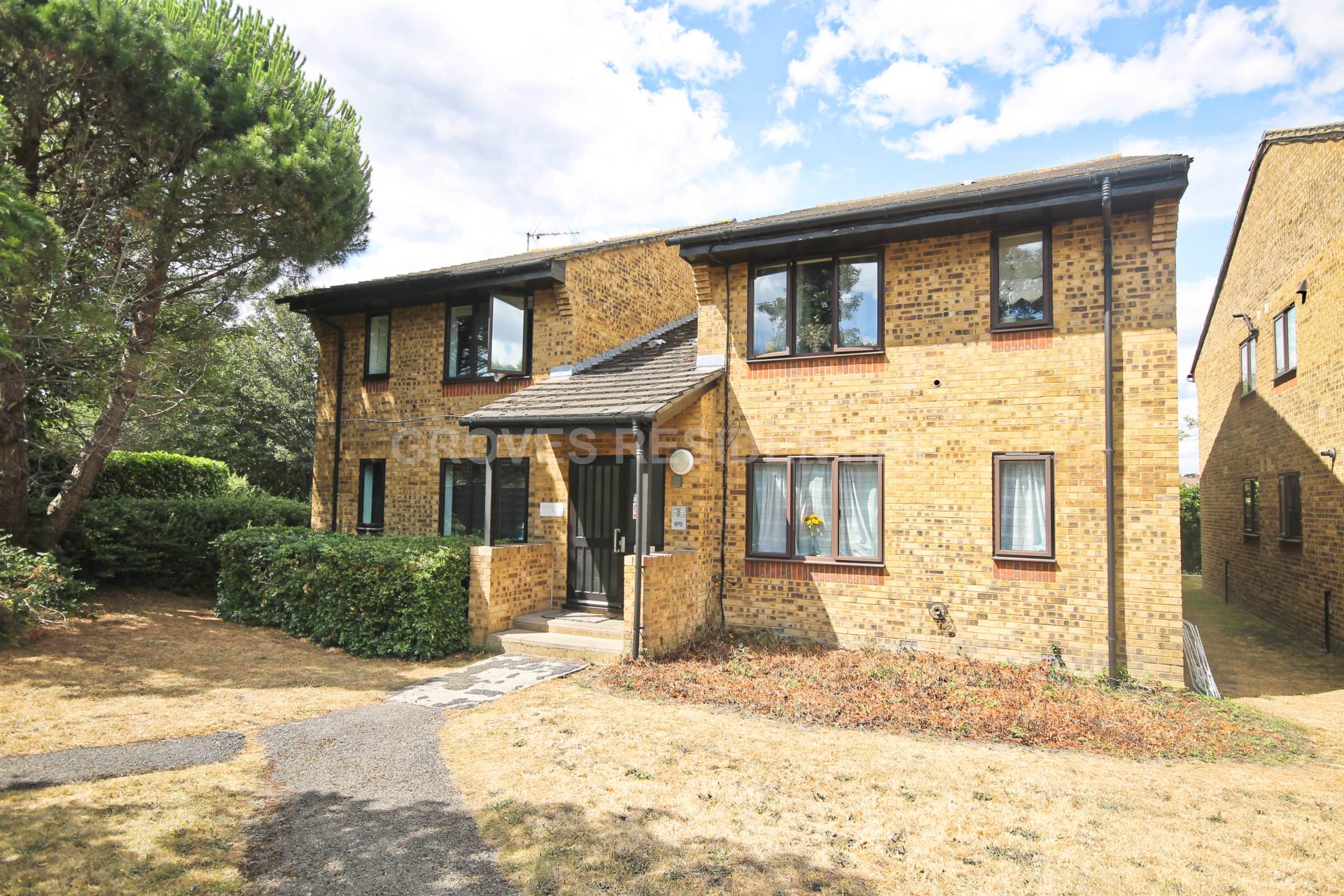Cheltenham Close, New Malden, Image 1