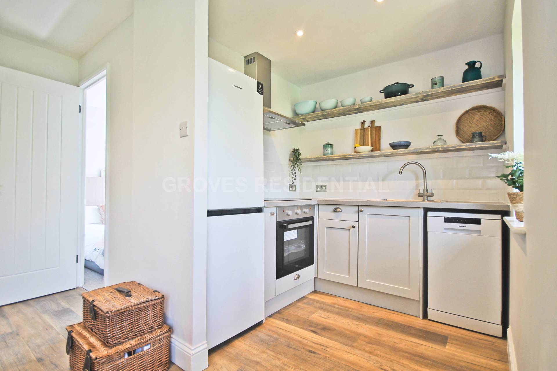Cheltenham Close, New Malden, Image 2