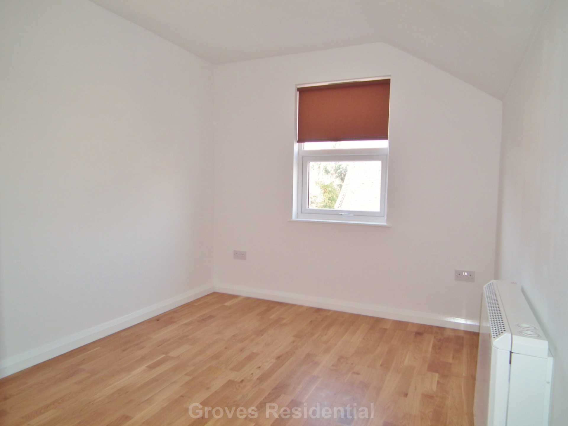 Coombe Road, New Malden, Image 2