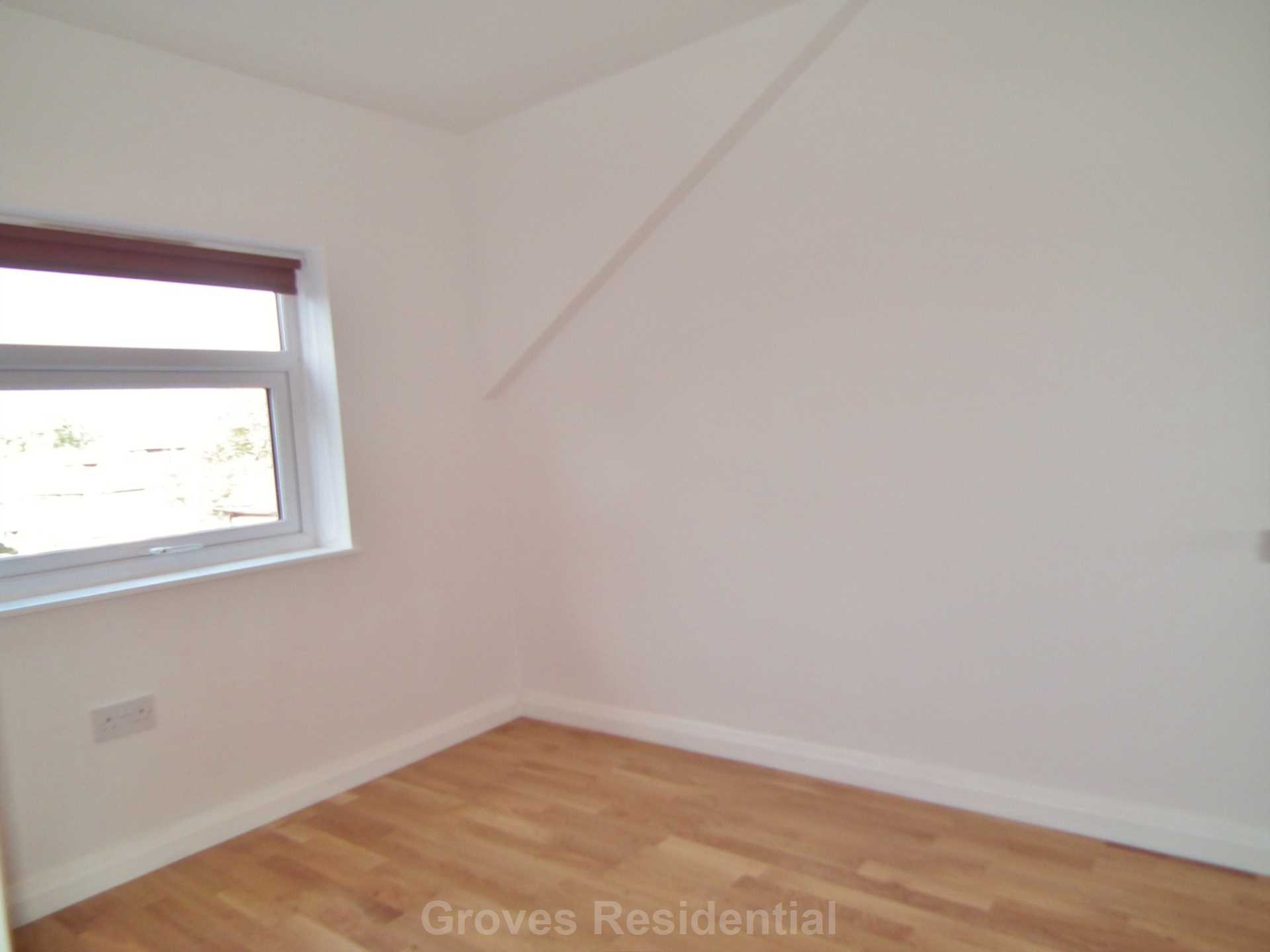 Coombe Road, New Malden, Image 3