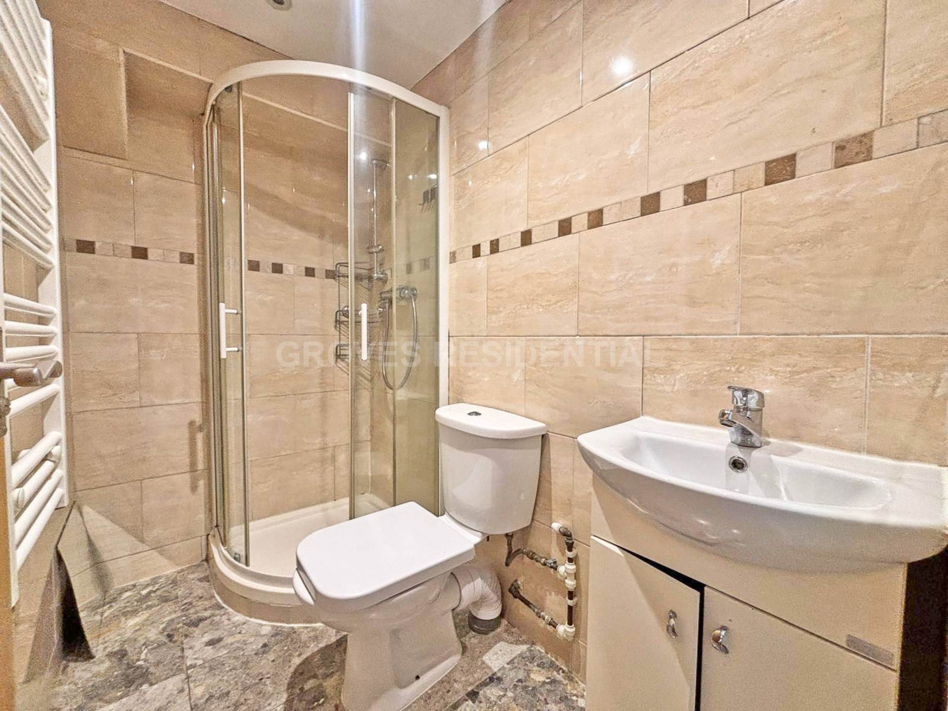 Coombe Road, New Malden, Image 6