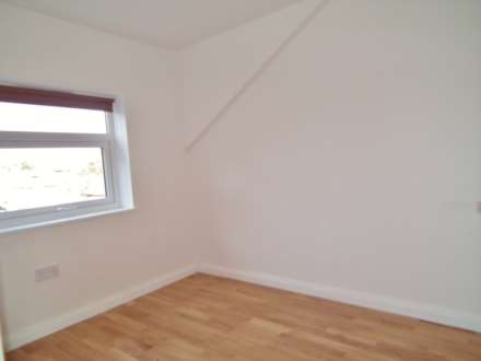 Coombe Road, New Malden, Image 3