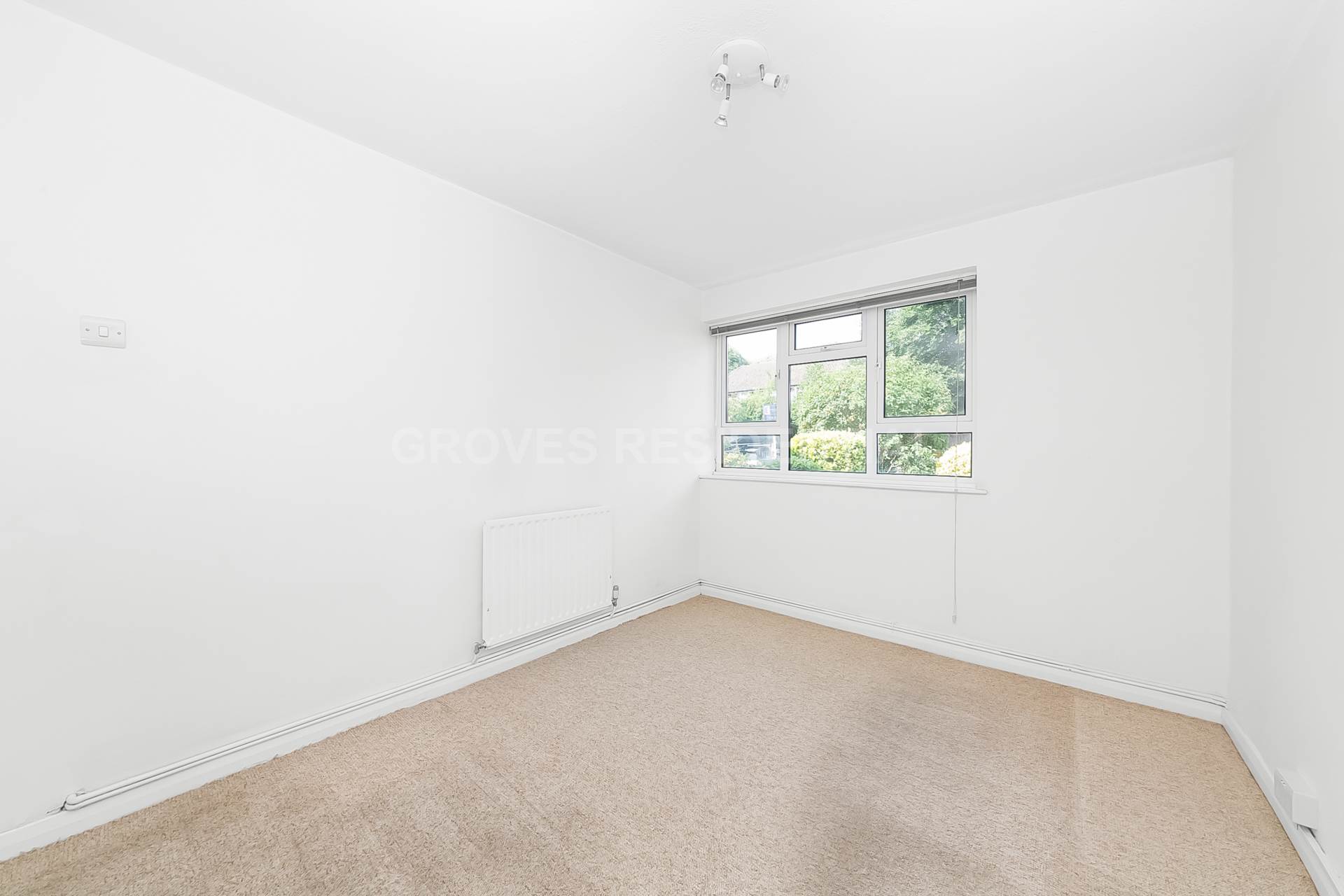 Poplar Grove, New Malden, Image 8