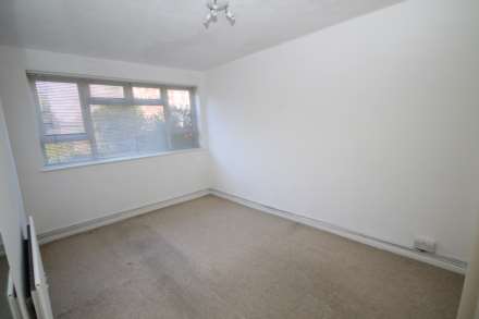 Poplar Grove, New Malden, Image 5