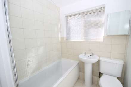 Poplar Grove, New Malden, Image 7