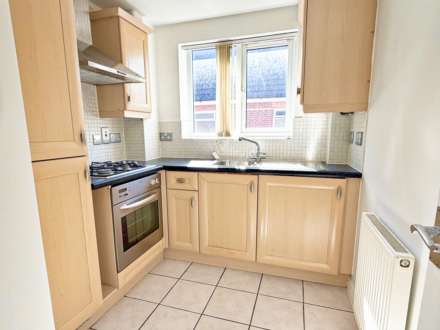 Dukes Avenue, New Malden, Image 3