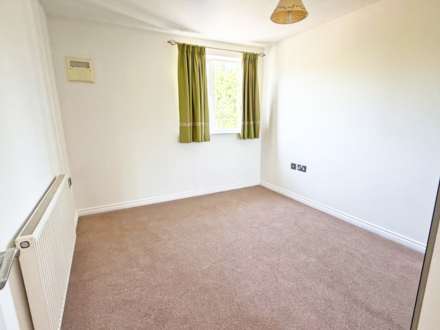 Dukes Avenue, New Malden, Image 4