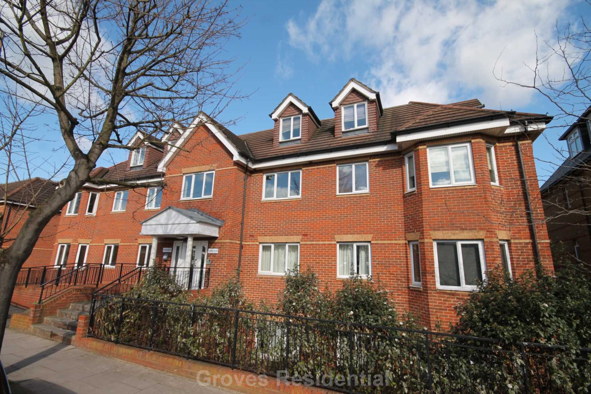 Dukes Avenue, New Malden, Image 1