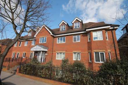 Dukes Avenue, New Malden, Image 1