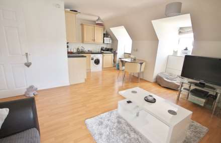 Dukes Avenue, New Malden, Image 3