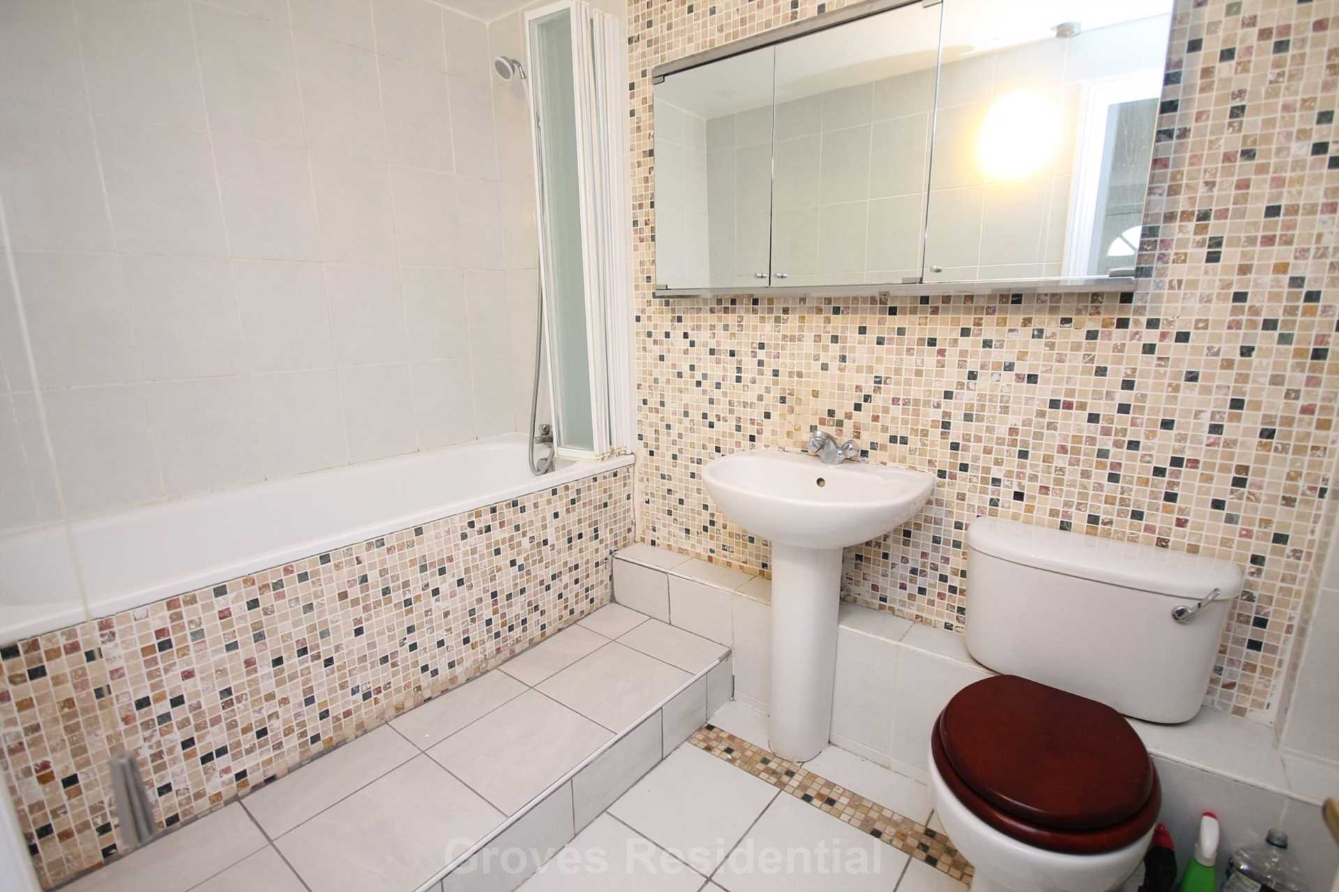 Coombe Road, New Malden, Image 5