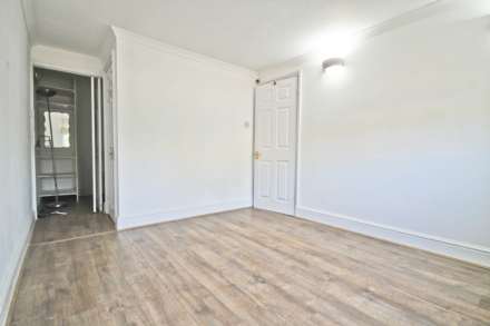 Coombe Road, New Malden, Image 8
