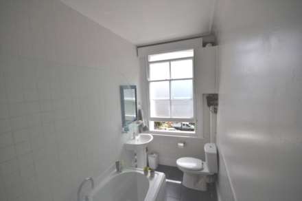 Clapham Common Southside, Clapham SW4, Image 12