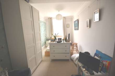 Clapham Common Southside, Clapham SW4, Image 9