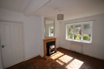 Effra Road, Brixton SW2  UNFURNISHED