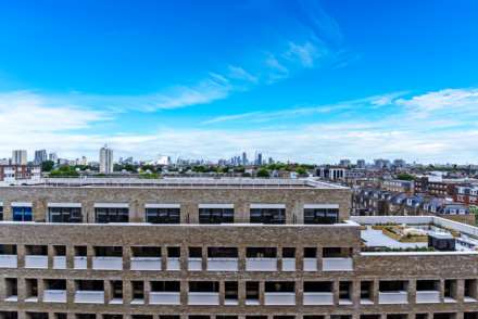 Dorset Road, Oval - CHECK OUT THE LONDON SKYLINE!, Image 2