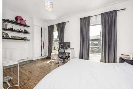Ferndale Road, London, Image 11